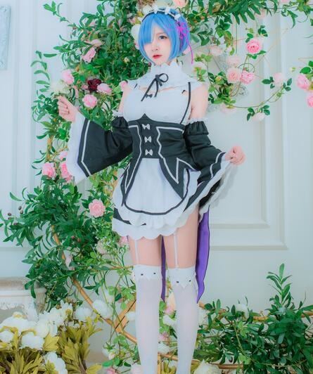 精品久久久久久中文字幕一区