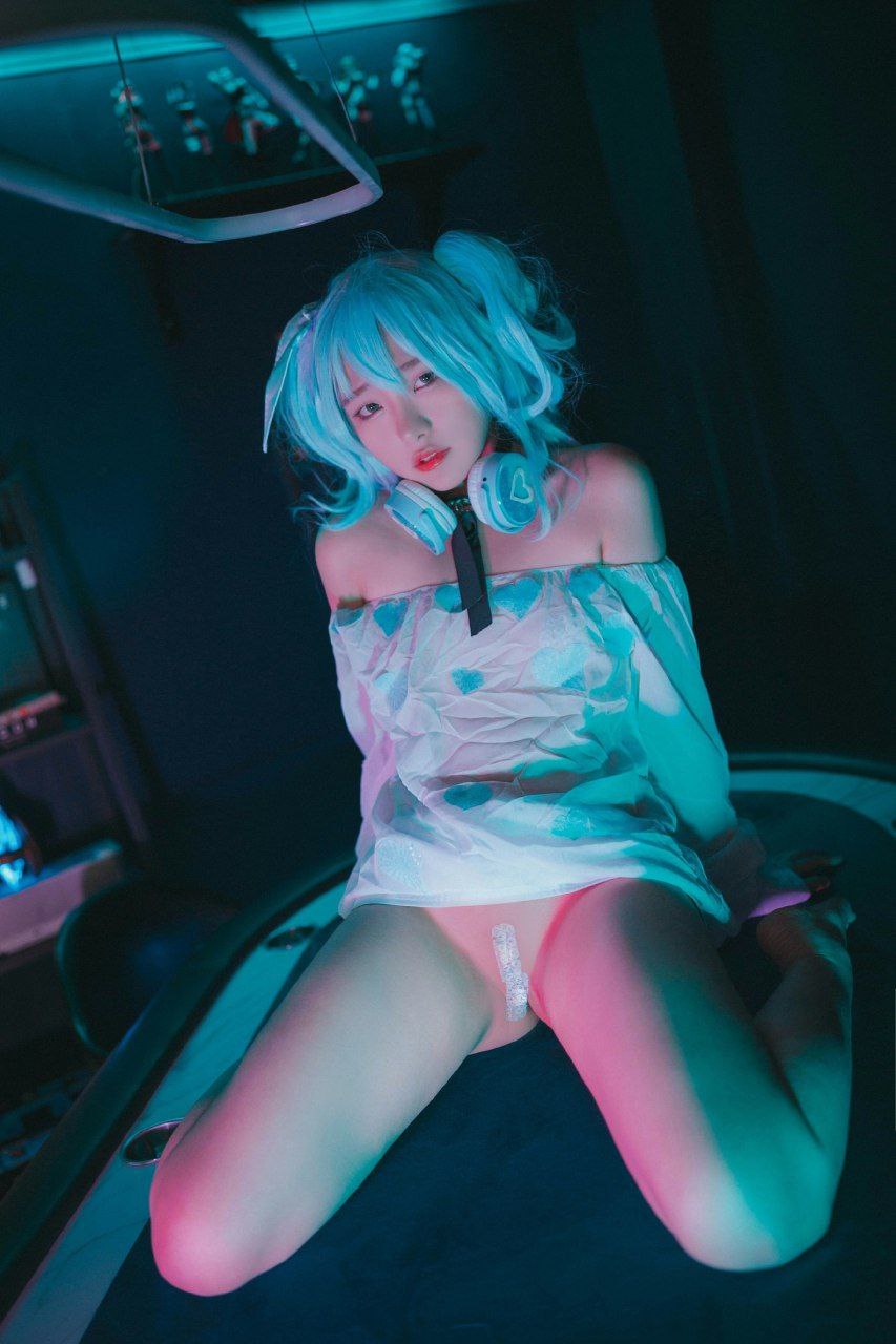 无码亚洲国产欧美区二区