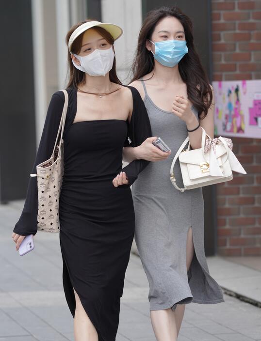 少妇的渴望hd高清在线播放,日日狠狠久久偷偷色综合免费,东京热加勒比无码少妇,免费国产在线精品一区二区三区