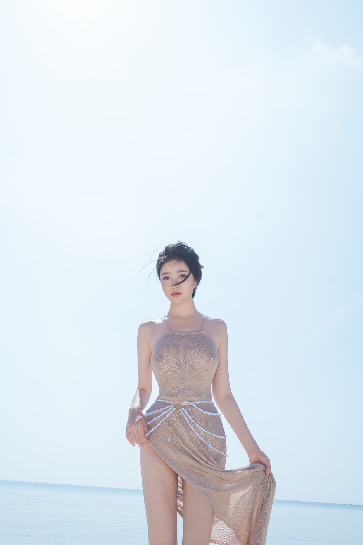 大胸女神光剑变装被爆操1