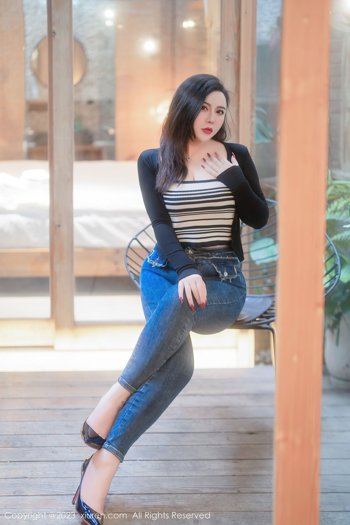 拿下身材火辣的学妹