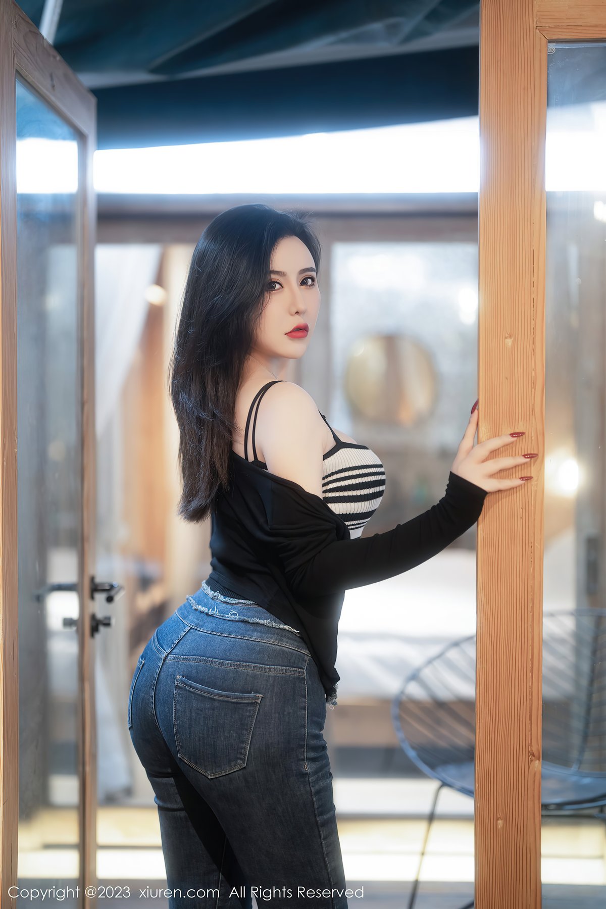 亚洲精品中文无码äv在线播放